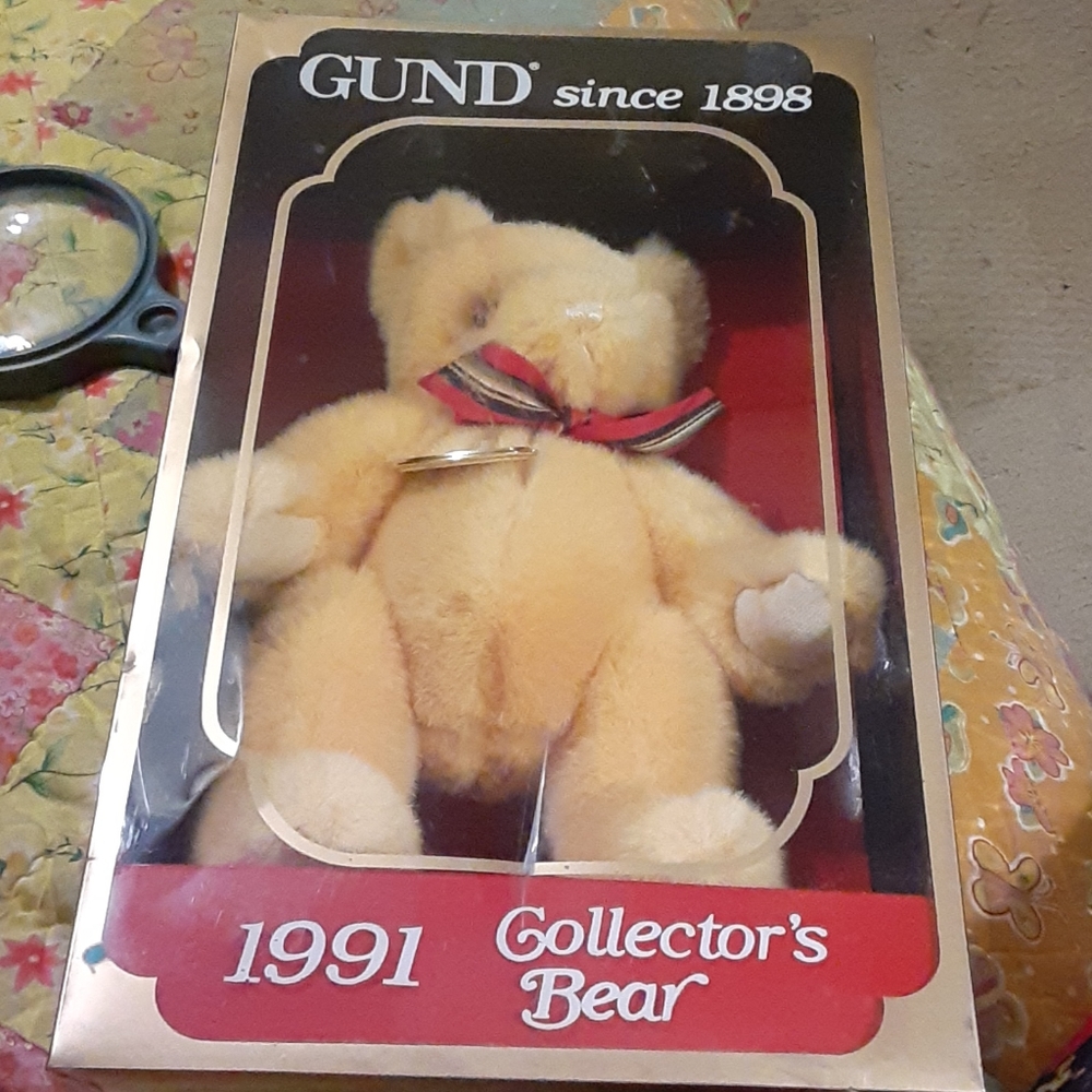 Vintage Gund Bear 1991